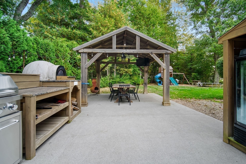 9 Ramona's Way East Longmeadow, MA 01028 - Photo 36 of 42 Gallery Image 36