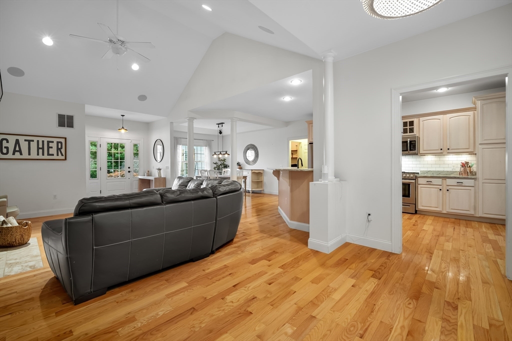 9 Ramona's Way East Longmeadow, MA 01028 - Photo 6 of 42 Gallery Image 6