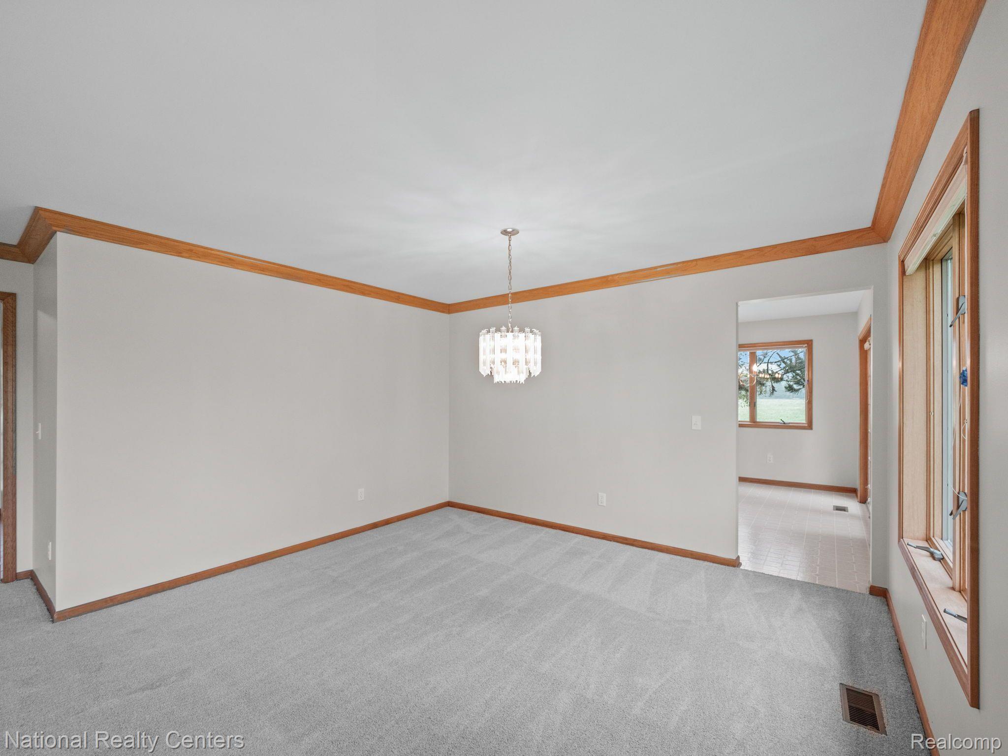 2128 South Hickory Ridge Road Milford, MI 48380 - Photo 13 of 35 Gallery Image 13