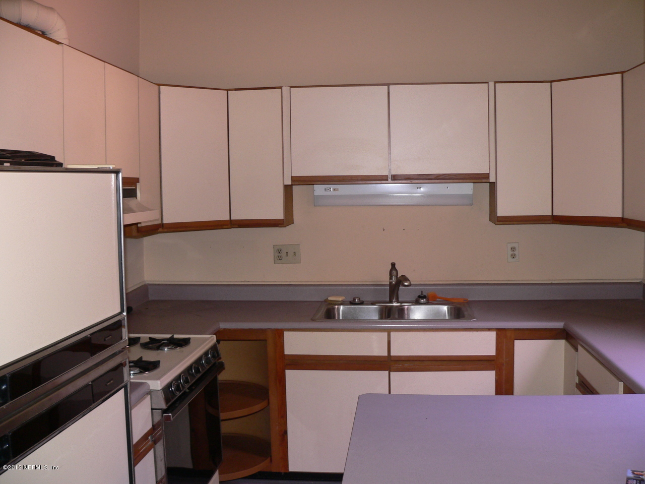 2357 Riverside Avenue Jacksonville, FL 32204 - Photo 8 of 22 kitchen