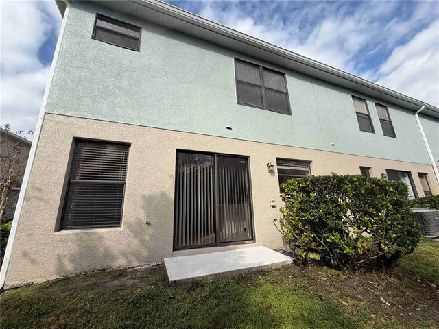 $2,395 | 5210 Windsor Lake Circle, Sanford, FL 32773