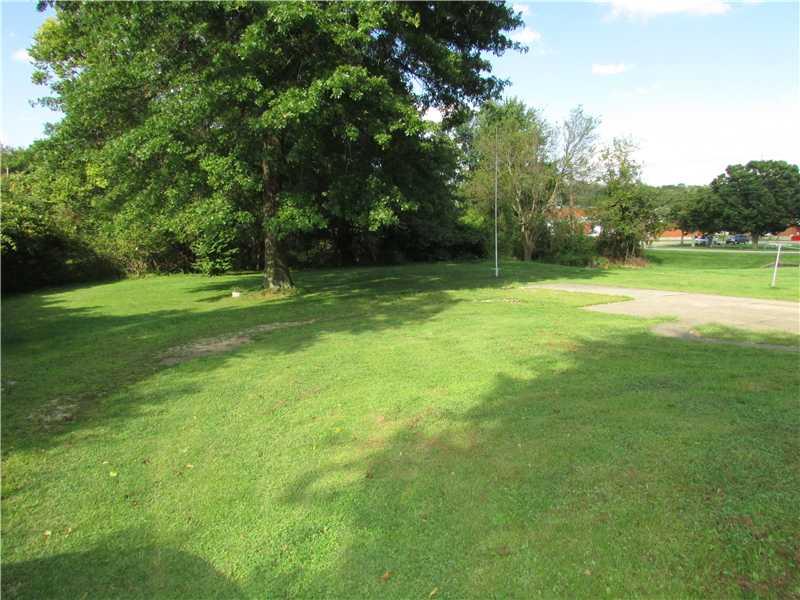 317 Rock Run Road Elizabeth, PA 15037 - Photo 14 of 20 Yard/Garden.