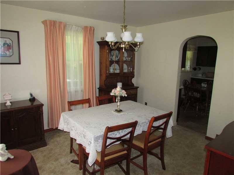 317 Rock Run Road Elizabeth, PA 15037 - Photo 7 of 20 Dining Room.