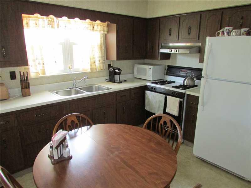 317 Rock Run Road Elizabeth, PA 15037 - Photo 10 of 20 Kitchen.