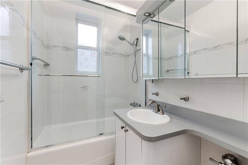 6665 Colonial Road, Unit 2G Brooklyn, NY 11220 - Photo 22 of 27