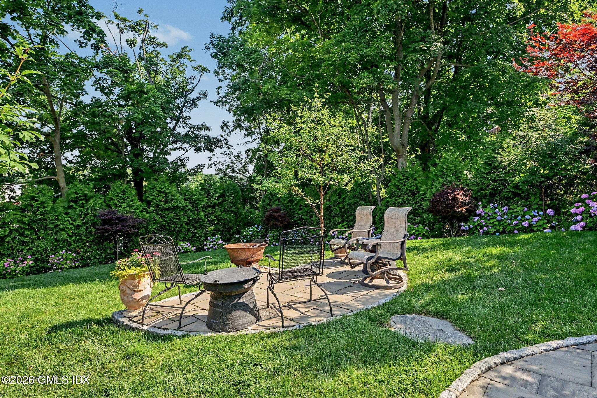 69 Valley Road Cos Cob, CT 06807 - Photo 32 of 39 32-web-or-mls-69-valley-rd