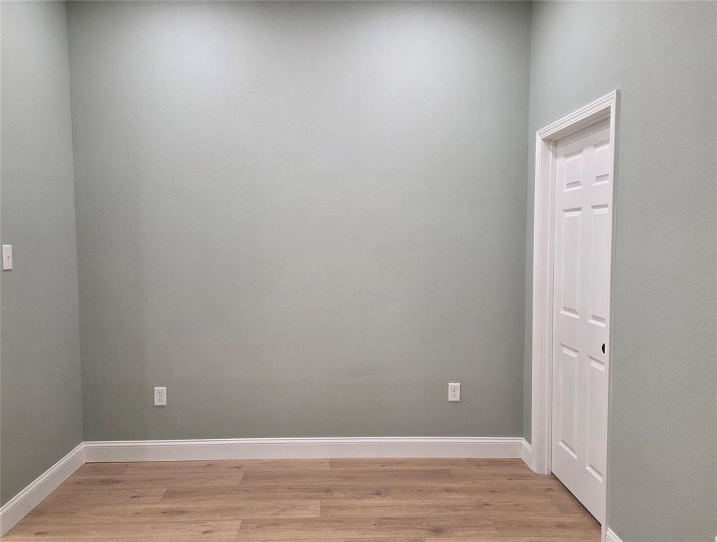 1745 East Cherry Street Paris, TX 75460 - Photo 15 of 40 a view of an empty room