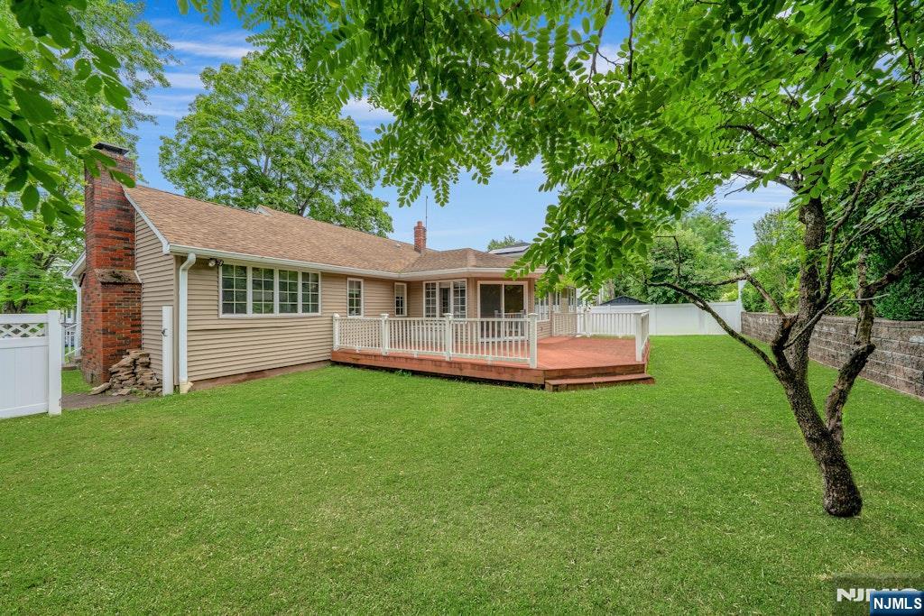 42 Heatherhill Road Cresskill, NJ 07626 - Photo 33 of 34