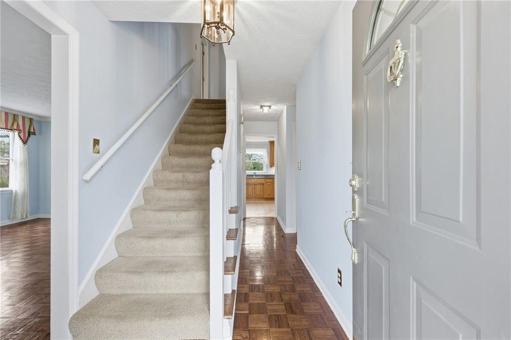 1582 Riverside Drive Gainesville, GA 30501 - Photo 11 of 33