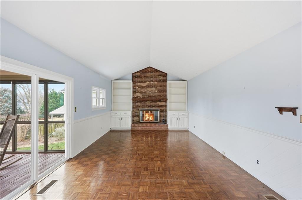 1582 Riverside Drive Gainesville, GA 30501 - Photo 19 of 33