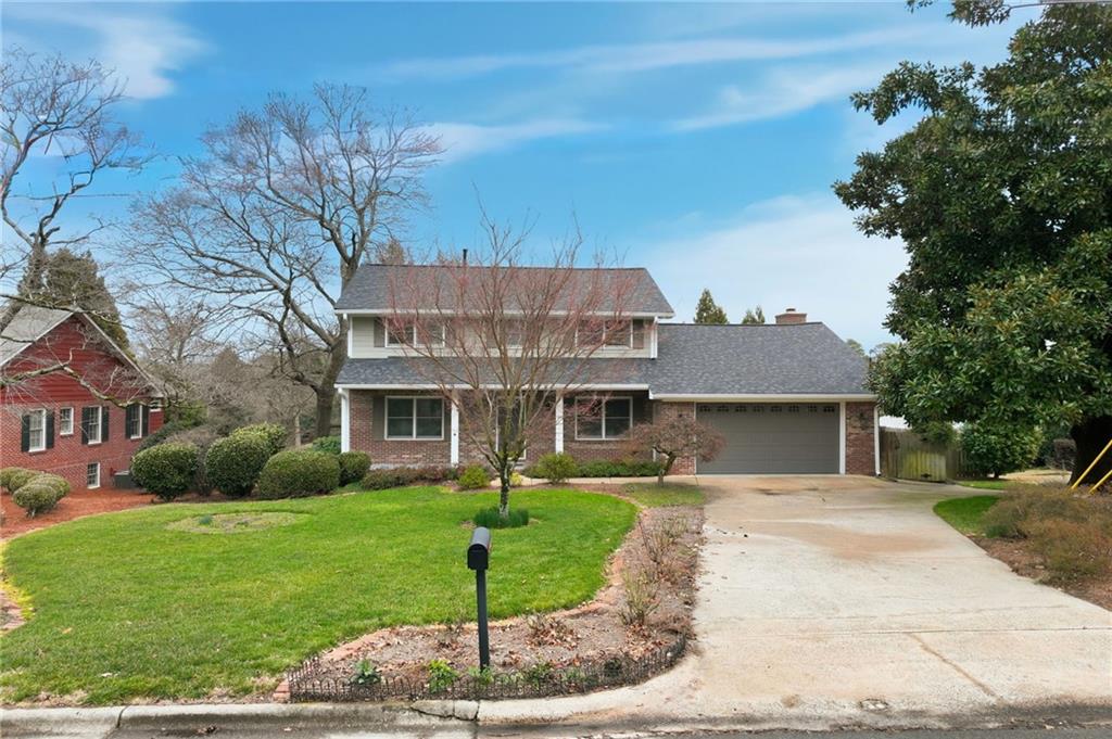 1582 Riverside Drive Gainesville, GA 30501 - Photo 2 of 33