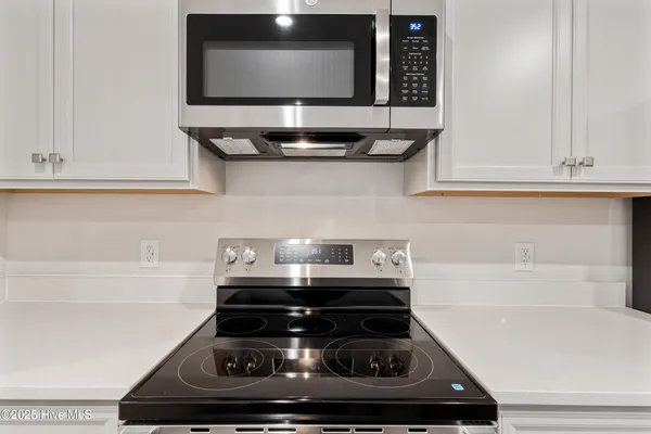 $1,825 | 2084 Parow Lane Northwest, Unit E, Calabash, NC 28467