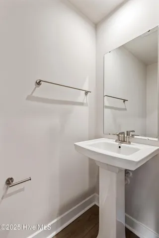 $1,825 | 2084 Parow Lane Northwest, Unit E, Ash, NC 28420