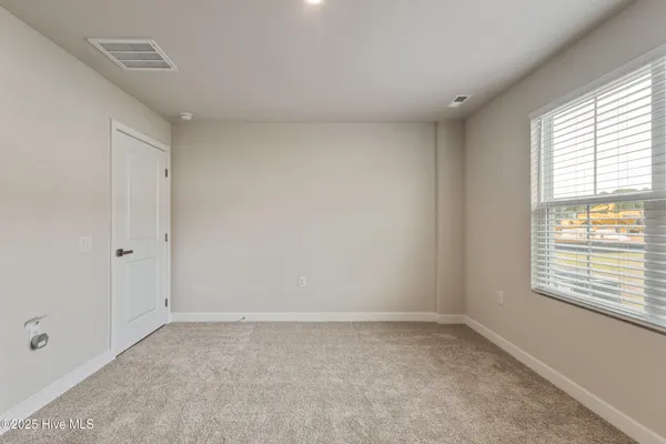 $1,825 | 2084 Parow Lane Northwest, Unit E, Calabash, NC 28467