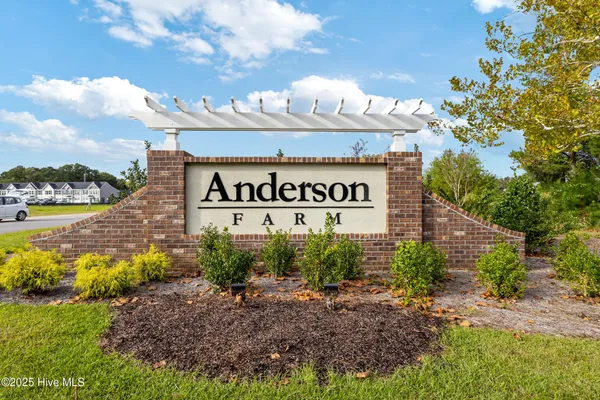 $1,825 | 2084 Parow Lane Northwest, Unit E, Calabash, NC 28467