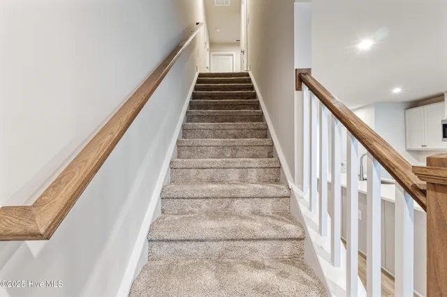 $1,825 | 2084 Parow Lane Northwest, Unit E, Ash, NC 28420