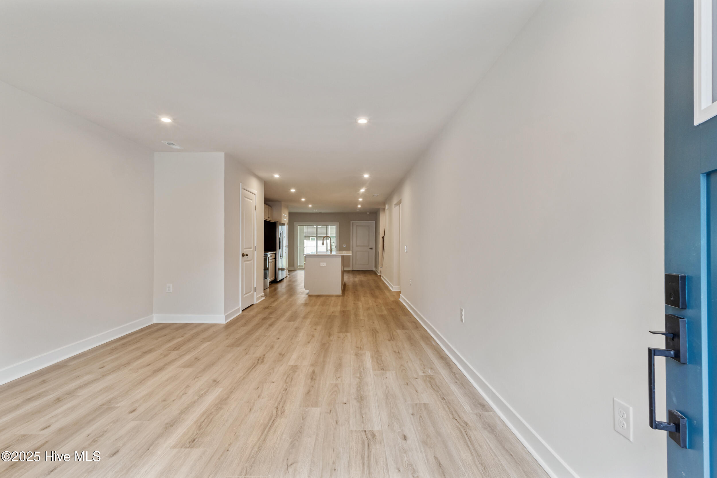 2084 Parow Lane Northwest, Unit E Ash, NC 28420 - Photo 4 of 32 4_jms_9