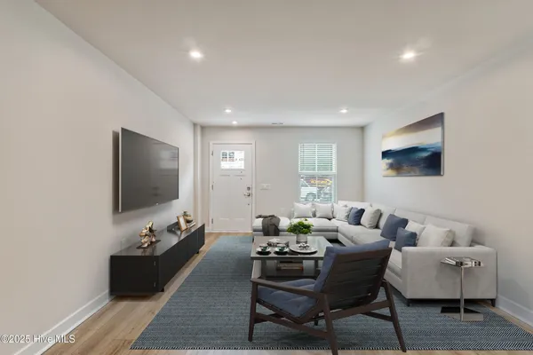 $1,825 | 2084 Parow Lane Northwest, Unit E, Calabash, NC 28467