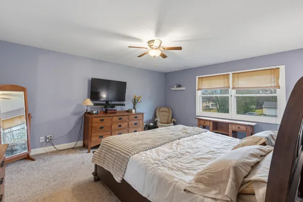 $514,900 | 1326 West Zedler Lane, Mequon, WI 53092