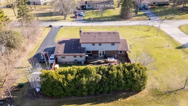 $514,900 | 1326 West Zedler Lane, Mequon, WI 53092