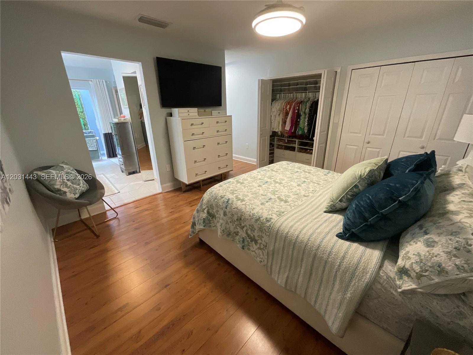 14573 Southwest 98th Terrace Miami, FL 33186 - Photo 12 of 23