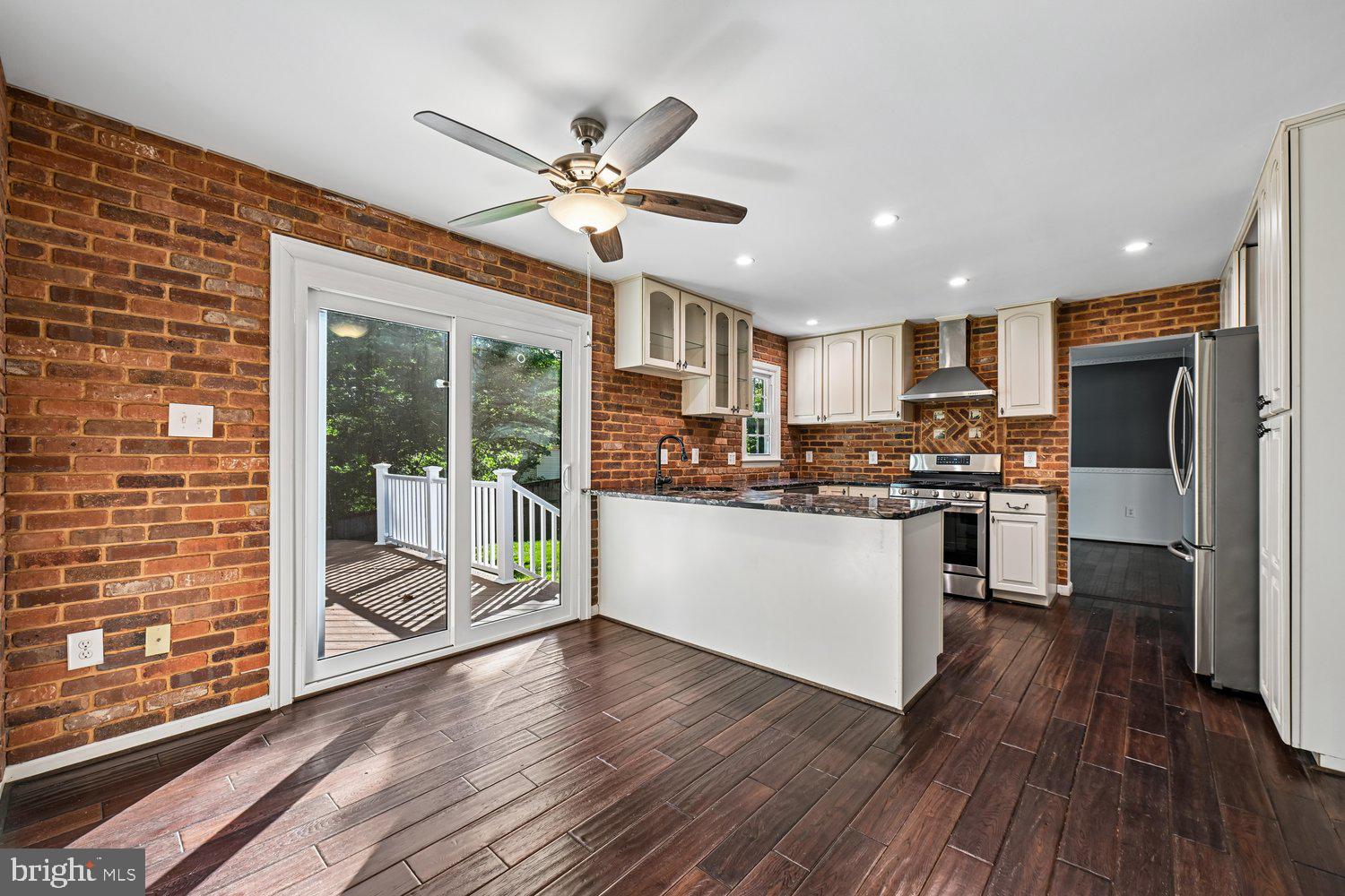 8002 Log Cabin Court Springfield, VA 22153 - Photo 11 of 63 Breakfast Room