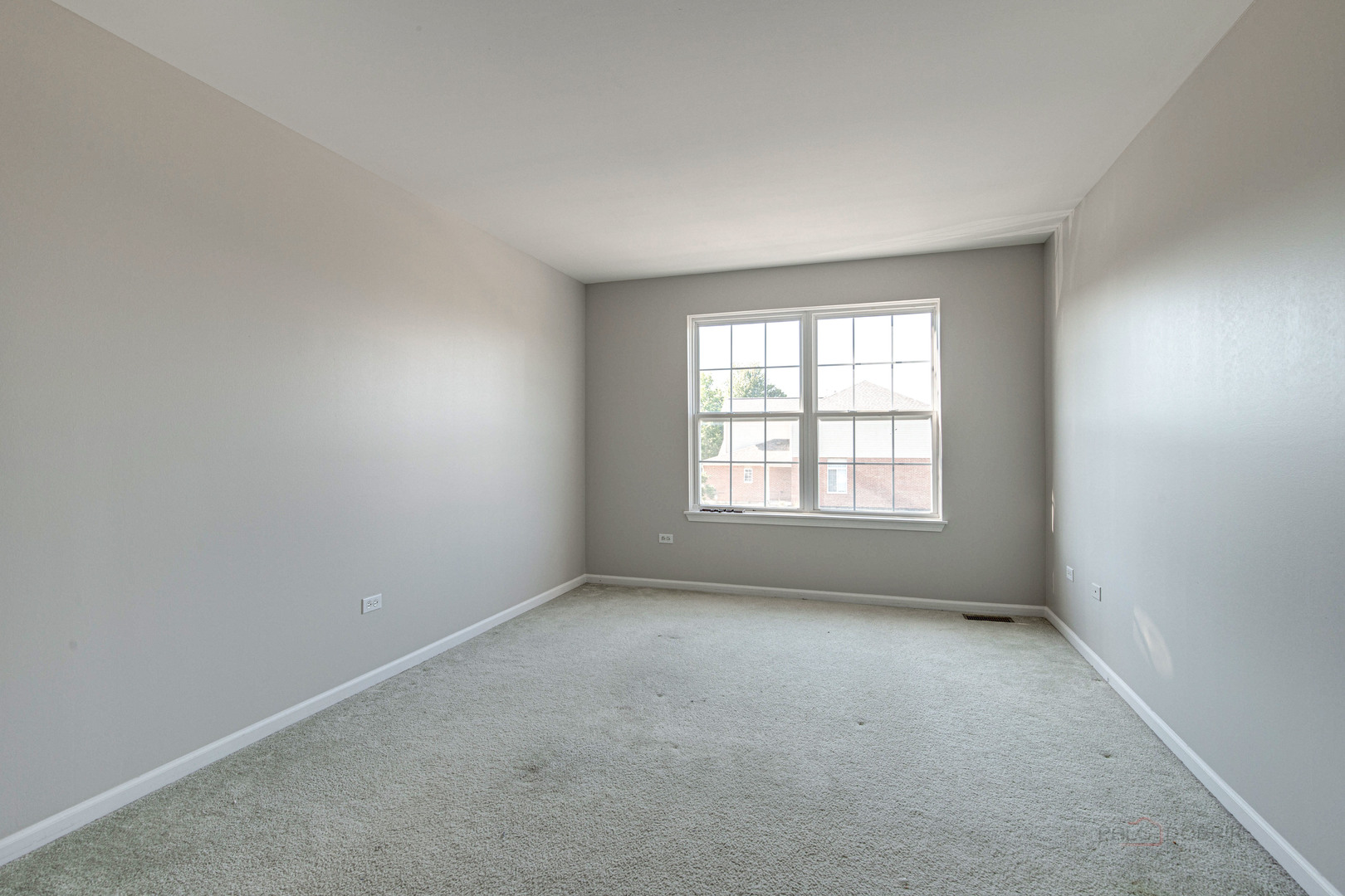 1655 Windward Court Naperville, IL 60563 - Photo 19 of 34 an empty room with a window