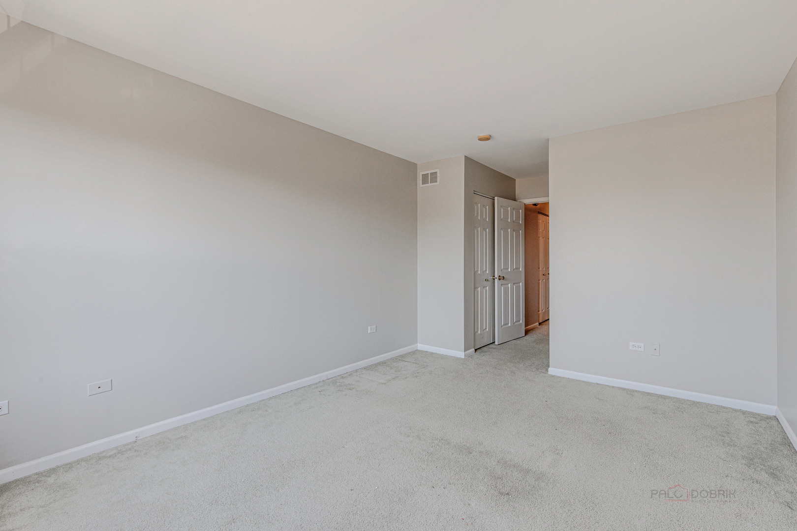 1655 Windward Court Naperville, IL 60563 - Photo 20 of 34 a view of an empty room