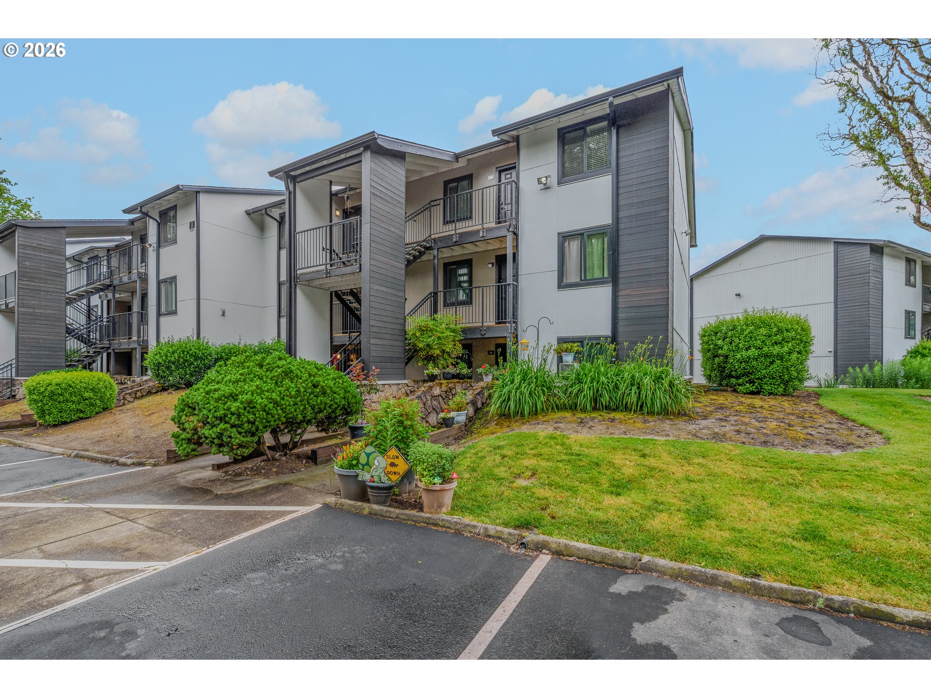 14095 Southwest Walker Road, Unit 95 Beaverton, OR 97005 - Photo 33 of 37