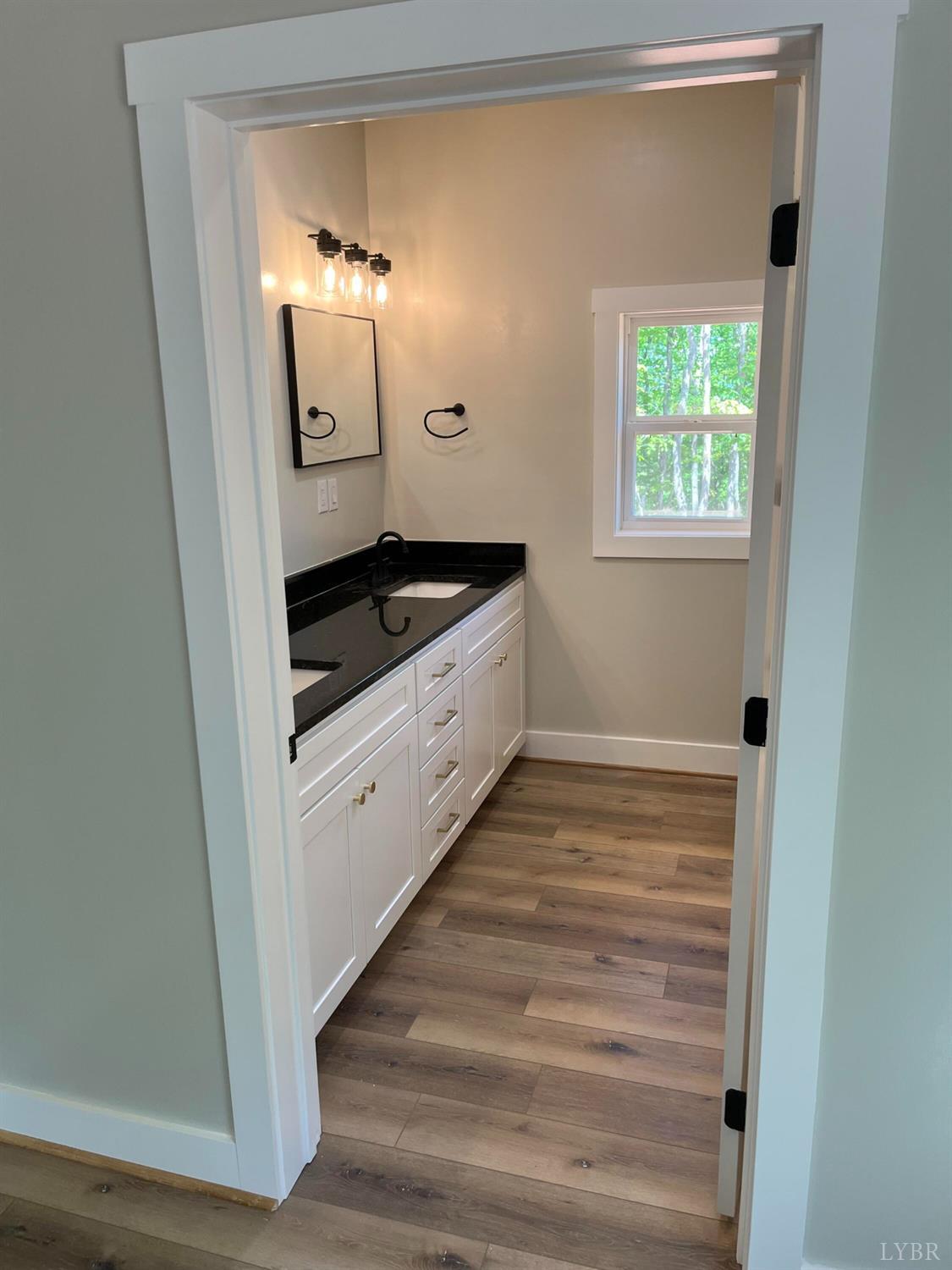 1030 South Coolwell Road Madison Heights, VA 24572 - Photo 9 of 12