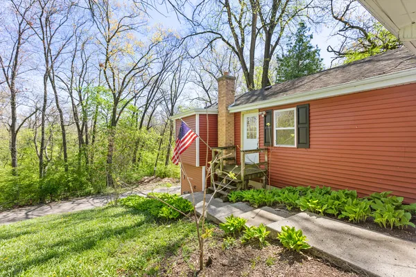 $239,900 | 1010 South Osage Drive, McHenry, IL 60051