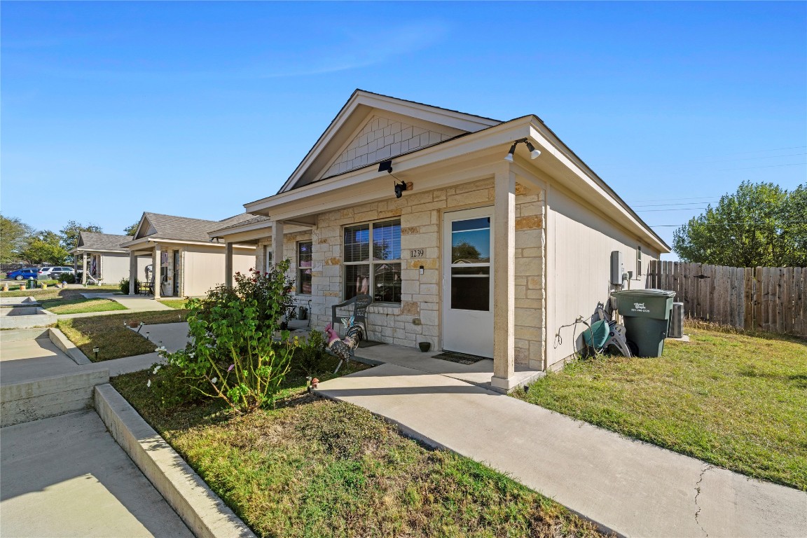 1239 Honor Lane Temple, TX 76501 - Photo 14 of 21 a view of a house with backyard and sitting area