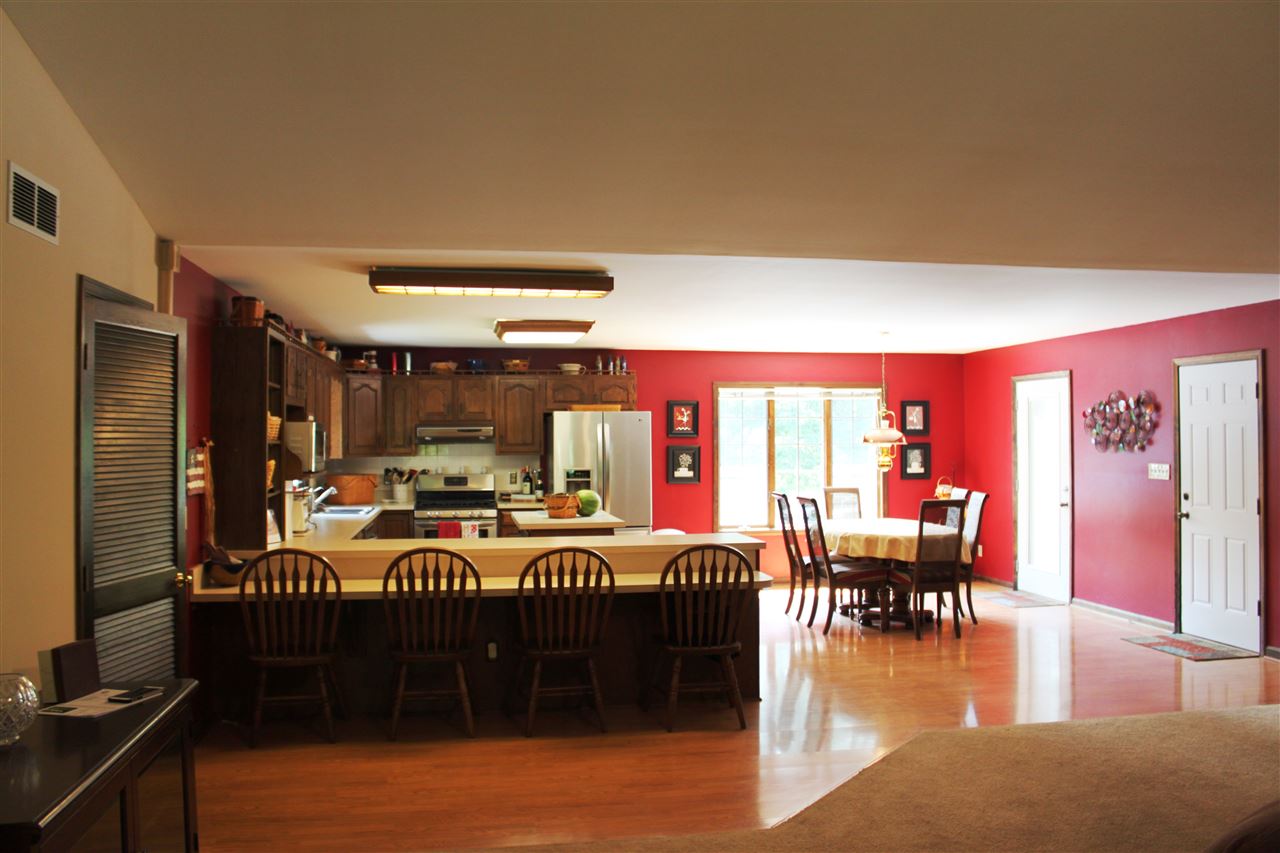 6288 Yankeetown Road Newburgh, IN 47630 - Photo 4 of 26 Gallery Image 4
