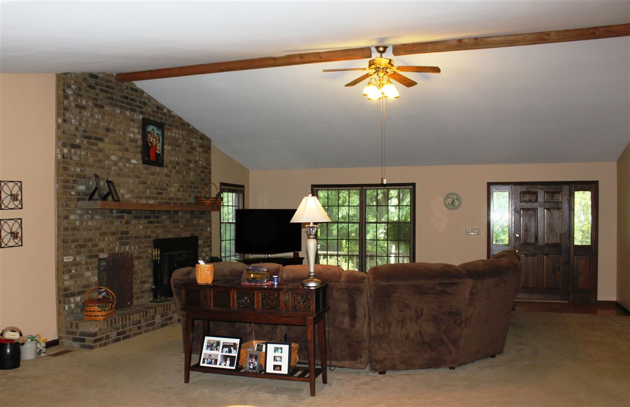 6288 Yankeetown Road Newburgh, IN 47630 - Photo 9 of 26 Gallery Image 9