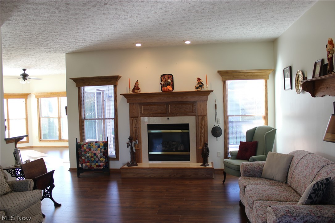 2099 Summerchase Road Northeast Canton, OH 44721 - Photo 3 of 35 Gallery Image 3