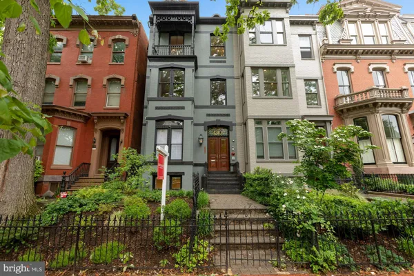 $3,200 | 1310 Vermont Avenue Northwest, Unit 2, Washington, DC 20005