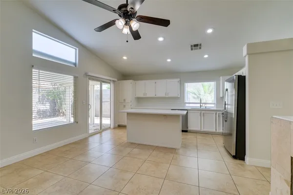$1,995 | 4816 White Aspen Avenue, Las Vegas, NV 89130