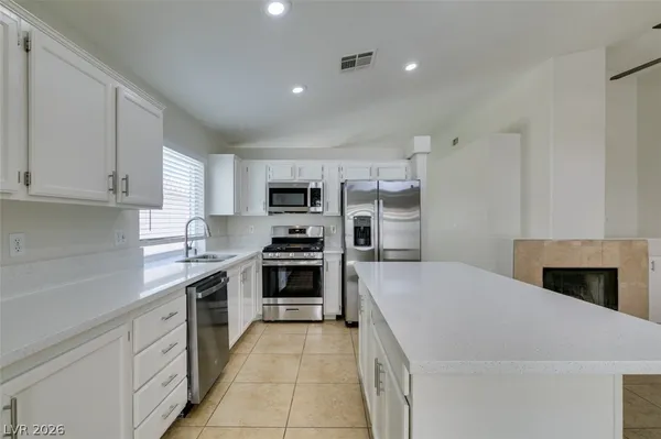 $1,995 | 4816 White Aspen Avenue, Las Vegas, NV 89130