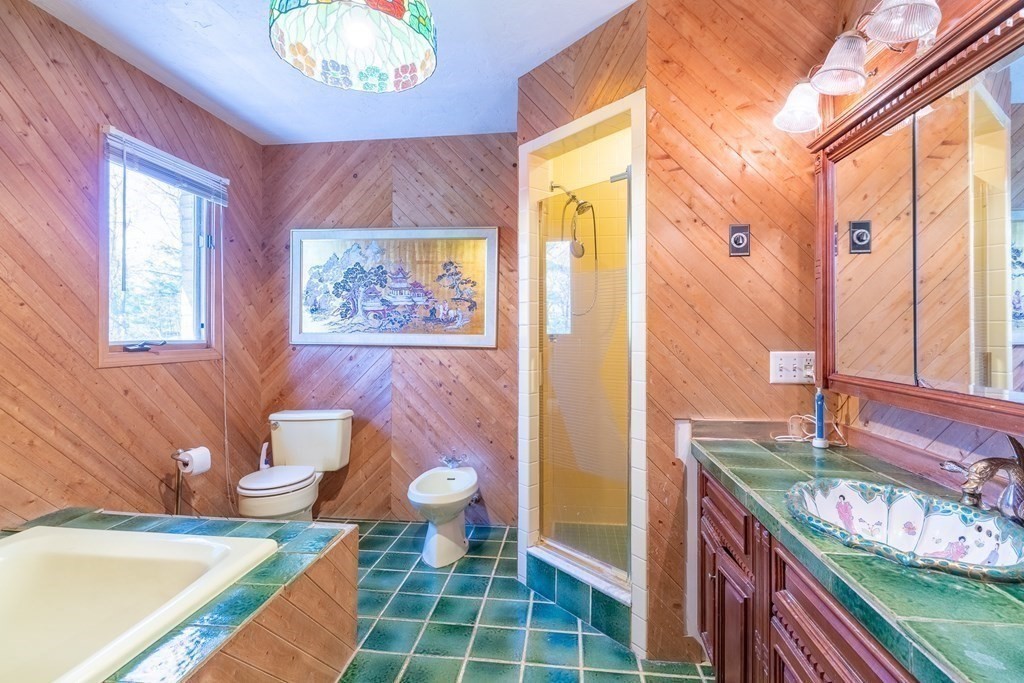 7 Standish Way Canton, MA 02021 - Photo 10 of 16 Gallery Image 10
