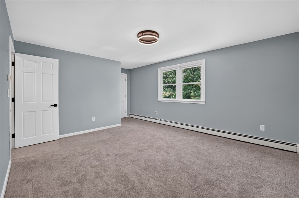 128 Providence Road Grafton, MA 01519 - Photo 25 of 34