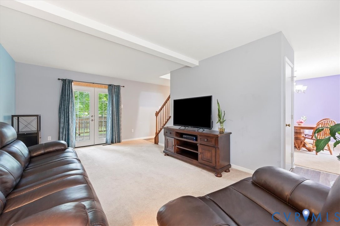 6407 Oldbern Road Chesterfield, VA 23832 - Photo 4 of 40