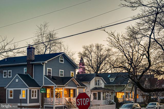 $1,216,000 | 100 East Maple Street, Alexandria, VA 22301