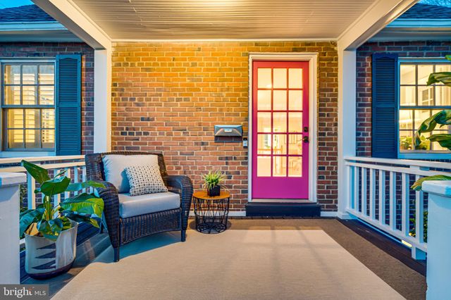 $1,216,000 | 100 East Maple Street, Alexandria, VA 22301