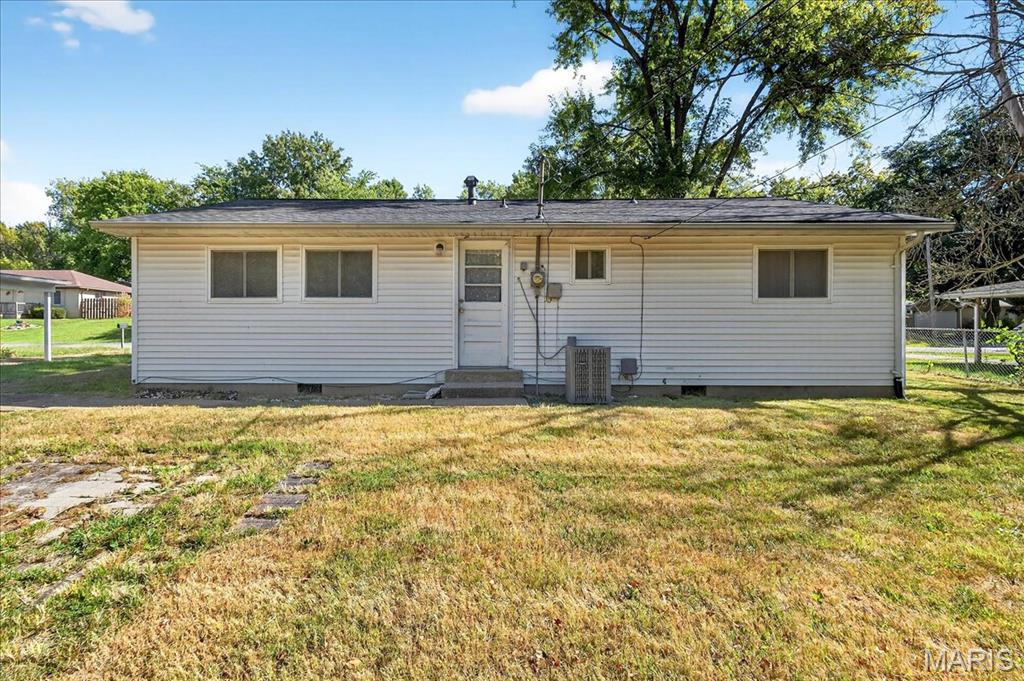 6204 Warren Drive Belleville, IL 62223 - Photo 13 of 15