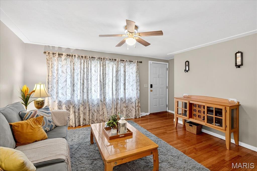 6204 Warren Drive Belleville, IL 62223 - Photo 2 of 15