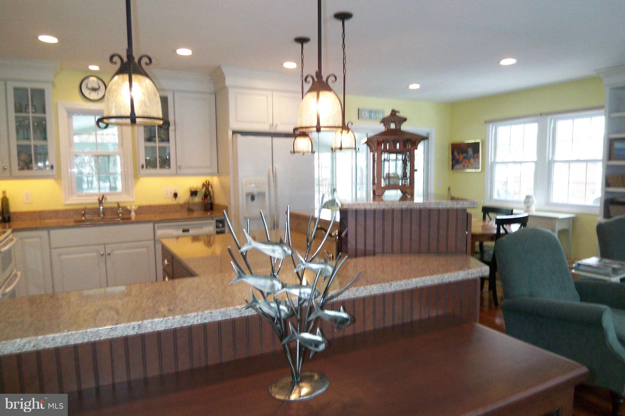 427 Manor Road Arnold, MD 21012 - Photo 3 of 30 Kitchen