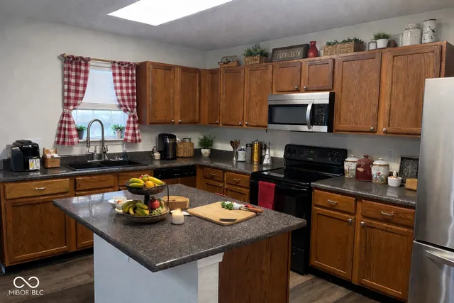 $279,000 | 2271 Hampton Court, Plainfield, IN 46168