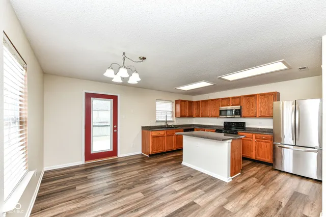 $279,000 | 2271 Hampton Court, Plainfield, IN 46168