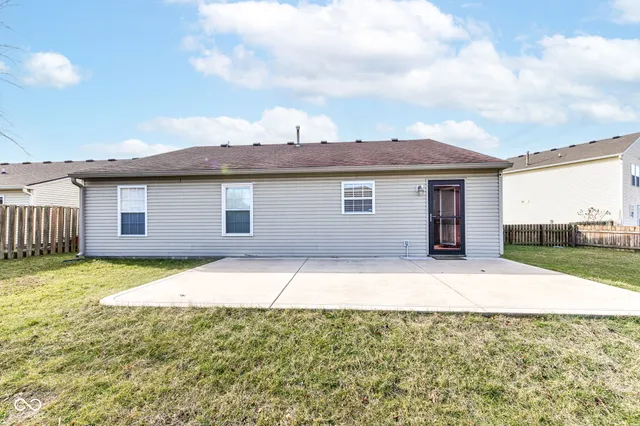 $279,000 | 2271 Hampton Court, Plainfield, IN 46168