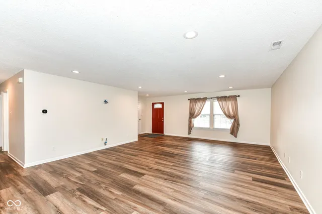 $279,000 | 2271 Hampton Court, Plainfield, IN 46168